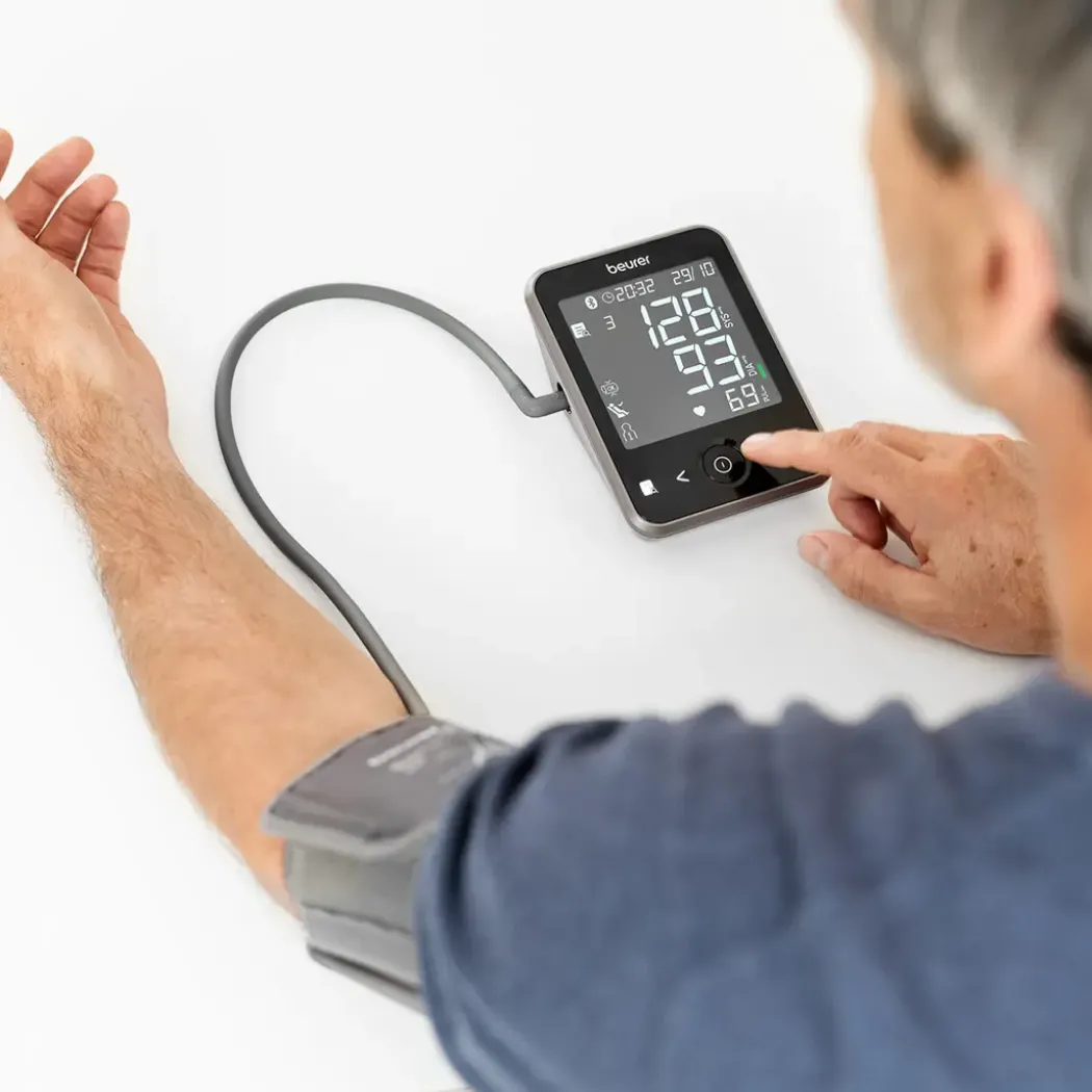 Beurer BM 64 Blodtrykkmåler overarm med Bluetooth®