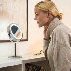 Beurer BS 55 trådløst bordspeil med LED-lys, 13 cm