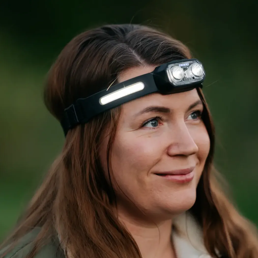 HomeLine oppladbar hodelykt med sidelys og sensor, 200 lumen