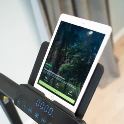 Urevo Strol 2S Pro sammenleggbar tredemølle med stigning og app