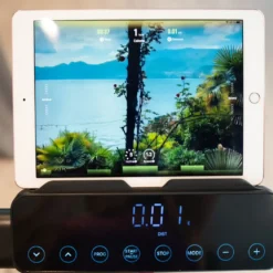 Urevo Strol 2S Pro sammenleggbar tredemølle med stigning og app